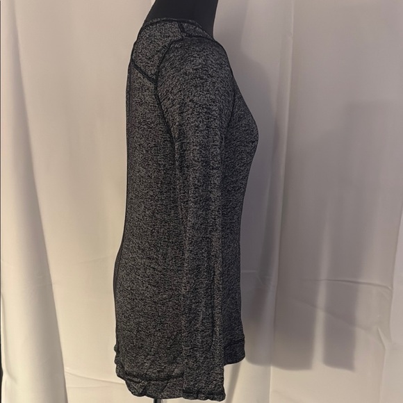 Women's Black Long Sleeve Top - Picture 4 of 6